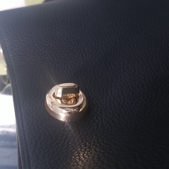 Coach Charlie Bucket In Black Turnlock Closure - Picture 5 of 9